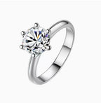 Classic 6-Prong Round Cut Moissanite Engagement Ring
